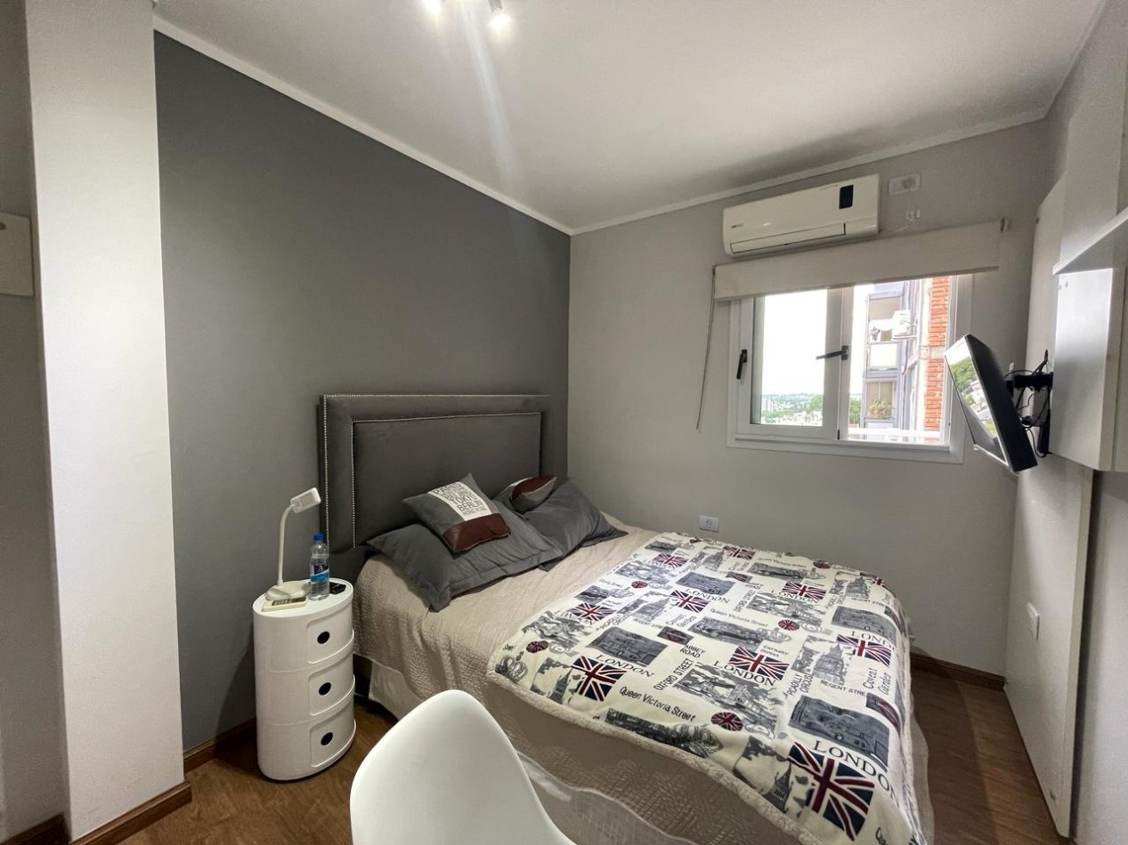 VENDO PISO EN ZONA PARQUE 3 DORMITORIOS, 3 BAÑOS, COCHERA U$S 250.000.