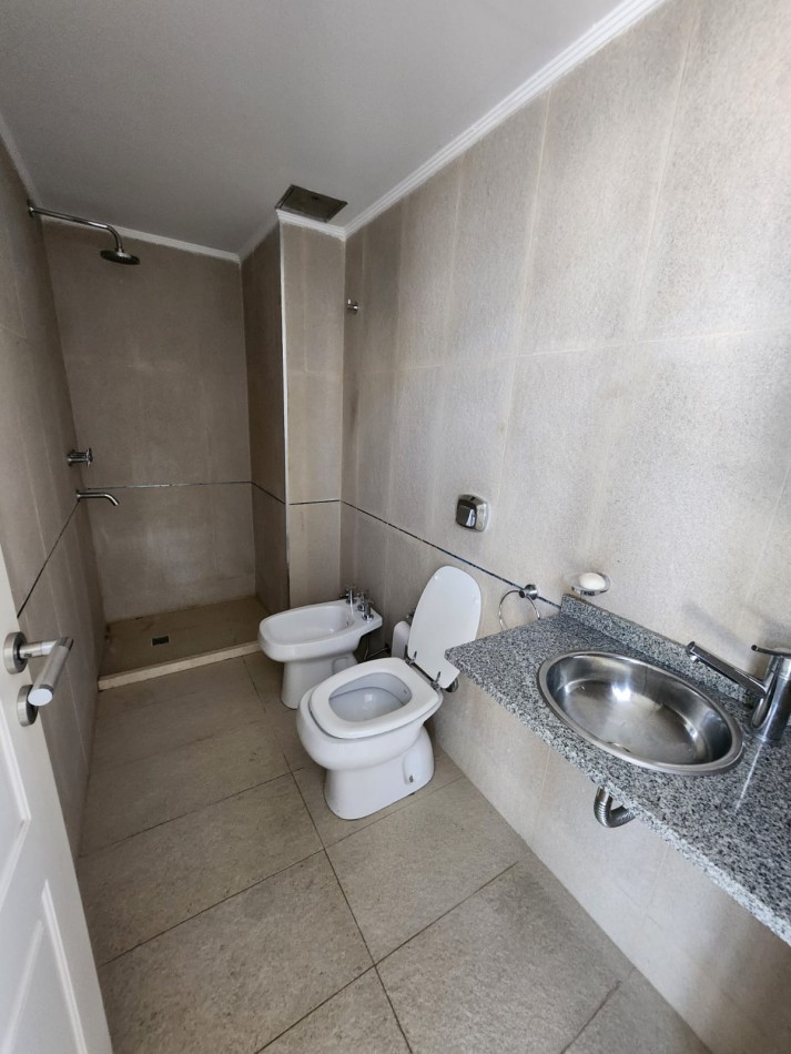 VENDO DEPARTAMENTO ZONA PARQUE U$S 60.000